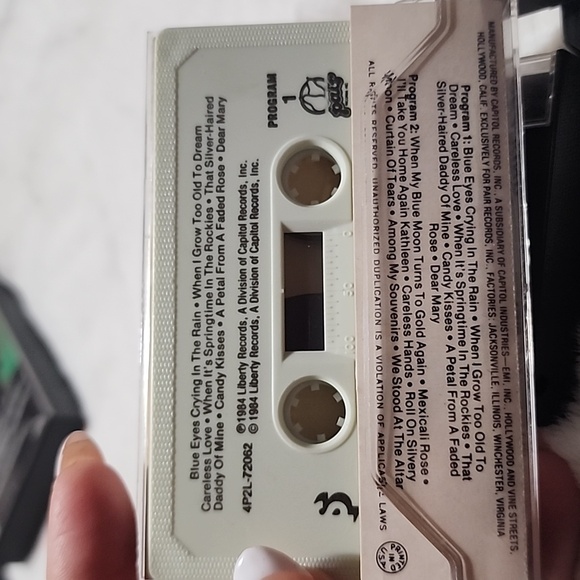 SLIM WHITMAN ( 4 - CASSETTES ) . NON TESTED. - Picture 5 of 10